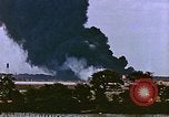 Standbild Explosion in Pearl Harbor Pearl Harbor Hawaii USA, 1946, aus Sekunde 59 historischem Filmmaterial Videoclip 65675022270