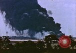 Standbild Explosion in Pearl Harbor Pearl Harbor Hawaii USA, 1946, aus Sekunde 62 historischem Filmmaterial Videoclip 65675022270