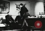 Standbild Japanische Marine Personal bereiten Angriff auf Pearl Habor Pacific Theater, 1941, aus Sekunde 17 historischem Filmmaterial Videoclip 65675022278