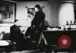 Standbild Japanische Marine Personal bereiten Angriff auf Pearl Habor Pacific Theater, 1941, aus Sekunde 22 historischem Filmmaterial Videoclip 65675022278
