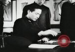 Standbild Japanische Marine Personal bereiten Angriff auf Pearl Habor Pacific Theater, 1941, aus Sekunde 34 historischem Filmmaterial Videoclip 65675022278