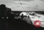 Standbild Offiziere auf Japanischen Uboot plot Position und Navigieren Indischer Ozean, 1942, aus Sekunde 5 historischem Filmmaterial Videoclip 65675022283