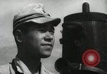 Standbild Offiziere auf Japanischen Uboot plot Position und Navigieren Indischer Ozean, 1942, aus Sekunde 18 historischem Filmmaterial Videoclip 65675022283