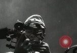Standbild Offiziere auf Japanischen Uboot plot Position und Navigieren Indischer Ozean, 1942, aus Sekunde 28 historischem Filmmaterial Videoclip 65675022283