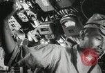 Image Les marins japonais sur Seconde Guerre Mondiale sous-marin Océan Indien, 1942, de la seconde 7 séquences d'archives historiques vidéo 65675022284