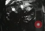 Image Les marins japonais sur Seconde Guerre Mondiale sous-marin Océan Indien, 1942, de la seconde 55 séquences d'archives historiques vidéo 65675022284