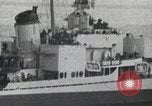 Standbild erfasst japanischen U-Boot explodiert Sasebo Japan, 1946, aus Sekunde 9 historischem Filmmaterial Videoclip 65675022290