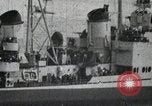 Standbild erfasst japanischen U-Boot explodiert Sasebo Japan, 1946, aus Sekunde 18 historischem Filmmaterial Videoclip 65675022290