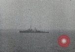 Standbild erfasst japanischen U-Boot explodiert Sasebo Japan, 1946, aus Sekunde 36 historischem Filmmaterial Videoclip 65675022290