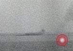 Standbild erfasst japanischen U-Boot explodiert Sasebo Japan, 1946, aus Sekunde 60 historischem Filmmaterial Videoclip 65675022290
