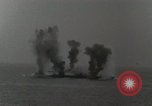 Standbild japanischen U-Boot explodiert Sasebo Japan, 1946, aus Sekunde 31 historischem Filmmaterial Videoclip 65675022291