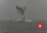 Standbild japanischen U-Boot explodiert Sasebo Japan, 1946, aus Sekunde 37 historischem Filmmaterial Videoclip 65675022291