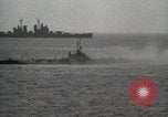 Standbild japanischen U-Boot sinkt Japan, 1946, aus Sekunde 3 historischem Filmmaterial Videoclip 65675022293