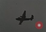 Standbild japanischen U-Boot sinkt Japan, 1946, aus Sekunde 24 historischem Filmmaterial Videoclip 65675022293