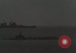 Standbild japanischen U-Boot sinkt Japan, 1946, aus Sekunde 26 historischem Filmmaterial Videoclip 65675022293