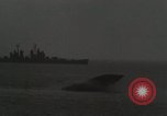 Standbild japanischen U-Boot sinkt Japan, 1946, aus Sekunde 49 historischem Filmmaterial Videoclip 65675022293