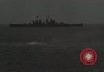 Standbild japanischen U-Boot sinkt Japan, 1946, aus Sekunde 59 historischem Filmmaterial Videoclip 65675022293
