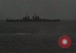Standbild japanischen U-Boot sinkt Japan, 1946, aus Sekunde 60 historischem Filmmaterial Videoclip 65675022293