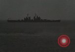 Standbild japanischen U-Boot sinkt Japan, 1946, aus Sekunde 61 historischem Filmmaterial Videoclip 65675022293