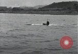 Standbild japanischen U-Boot und Schnellboot Yokosuka Yokosuka Japan Hafen, 1940, aus Sekunde 29 historischem Filmmaterial Videoclip 65675022296
