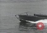 Standbild japanischen U-Boot und Schnellboot Yokosuka Yokosuka Japan Hafen, 1940, aus Sekunde 51 historischem Filmmaterial Videoclip 65675022296