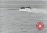 Standbild japanischen U-Boot und Schnellboot Yokosuka Yokosuka Japan Hafen, 1940, aus Sekunde 60 historischem Filmmaterial Videoclip 65675022296