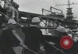 Standbild Doppeldecker auf japanischen Schiff Japan, 1940, aus Sekunde 22 historischem Filmmaterial Videoclip 65675022298
