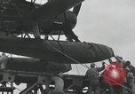 Standbild Doppeldecker auf japanischen Schiff Japan, 1940, aus Sekunde 25 historischem Filmmaterial Videoclip 65675022298
