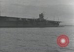 Standbild Inbetriebnahme Zeremonie der japanischen Flugzeugträger Hiryu Yokosuka in Japan, 1940, aus Sekunde 24 historischem Filmmaterial Videoclip 65675022299