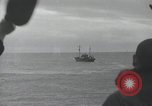 Standbild japanische Segelschiff Yokosuka in Japan, 1940, aus Sekunde 50 historischem Filmmaterial Videoclip 65675022300
