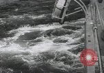 Standbild japanische Schlachtschiff und andere Kriegsschiffe angelaufen Japan, 1941, aus Sekunde 32 historischem Filmmaterial Videoclip 65675022302