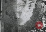 Standbild japanische Schlachtschiff und andere Kriegsschiffe angelaufen Japan, 1941, aus Sekunde 55 historischem Filmmaterial Videoclip 65675022302