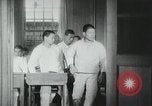 Immagine di Marina Giapponese corsi di formazione per gli equipaggi di sottomarini Giappone, 1942, secondo 20 filmato di repertorio 65675022308
