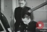 Immagine di Marina Giapponese corsi di formazione per gli equipaggi di sottomarini Giappone, 1942, secondo 37 filmato di repertorio 65675022308