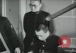 Immagine di Marina Giapponese corsi di formazione per gli equipaggi di sottomarini Giappone, 1942, secondo 38 filmato di repertorio 65675022308