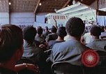 Immagine di Osu mostrano in Vietnam Il Vietnam, 1972, secondo 25 filmato di repertorio 65675022319