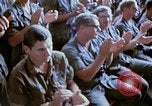 Immagine di Osu mostrano in Vietnam Il Vietnam, 1972, secondo 38 filmato di repertorio 65675022319