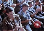 Immagine di Osu mostrano in Vietnam Il Vietnam, 1972, secondo 40 filmato di repertorio 65675022319
