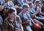 Immagine di Osu mostrano in Vietnam Il Vietnam, 1972, secondo 42 filmato di repertorio 65675022319