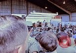 Immagine di Sammy Davis Jr Il Vietnam, 1972, secondo 54 filmato di repertorio 65675022321