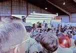 Immagine di Sammy Davis Jr Il Vietnam, 1972, secondo 55 filmato di repertorio 65675022321
