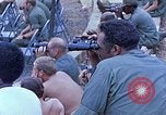 Immagine di Sammy Davis Jr Il Vietnam, 1972, secondo 13 filmato di repertorio 65675022322