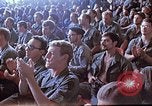 Immagine di Osu Troupe Il Vietnam, 1972, secondo 31 filmato di repertorio 65675022323