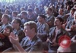Immagine di Osu Troupe Il Vietnam, 1972, secondo 34 filmato di repertorio 65675022323