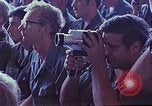 Immagine di Osu Troupe Il Vietnam, 1972, secondo 42 filmato di repertorio 65675022323