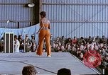Immagine di Osu Troupe Il Vietnam, 1972, secondo 46 filmato di repertorio 65675022323