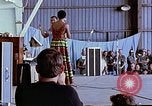 Immagine di Osu Troupe Il Vietnam, 1972, secondo 60 filmato di repertorio 65675022323