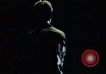 Standbild Samuel Davis Jr Vietnam, 1972, aus Sekunde 18 historischem Filmmaterial Videoclip 65675022326