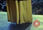 Standbild Sänger Blinky Williams Vietnam, 1972, aus Sekunde 50 historischem Filmmaterial Videoclip 65675022327