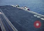 Image USO troupe Le Vietnam, 1972, de la seconde 37 séquences d'archives historiques vidéo 65675022329